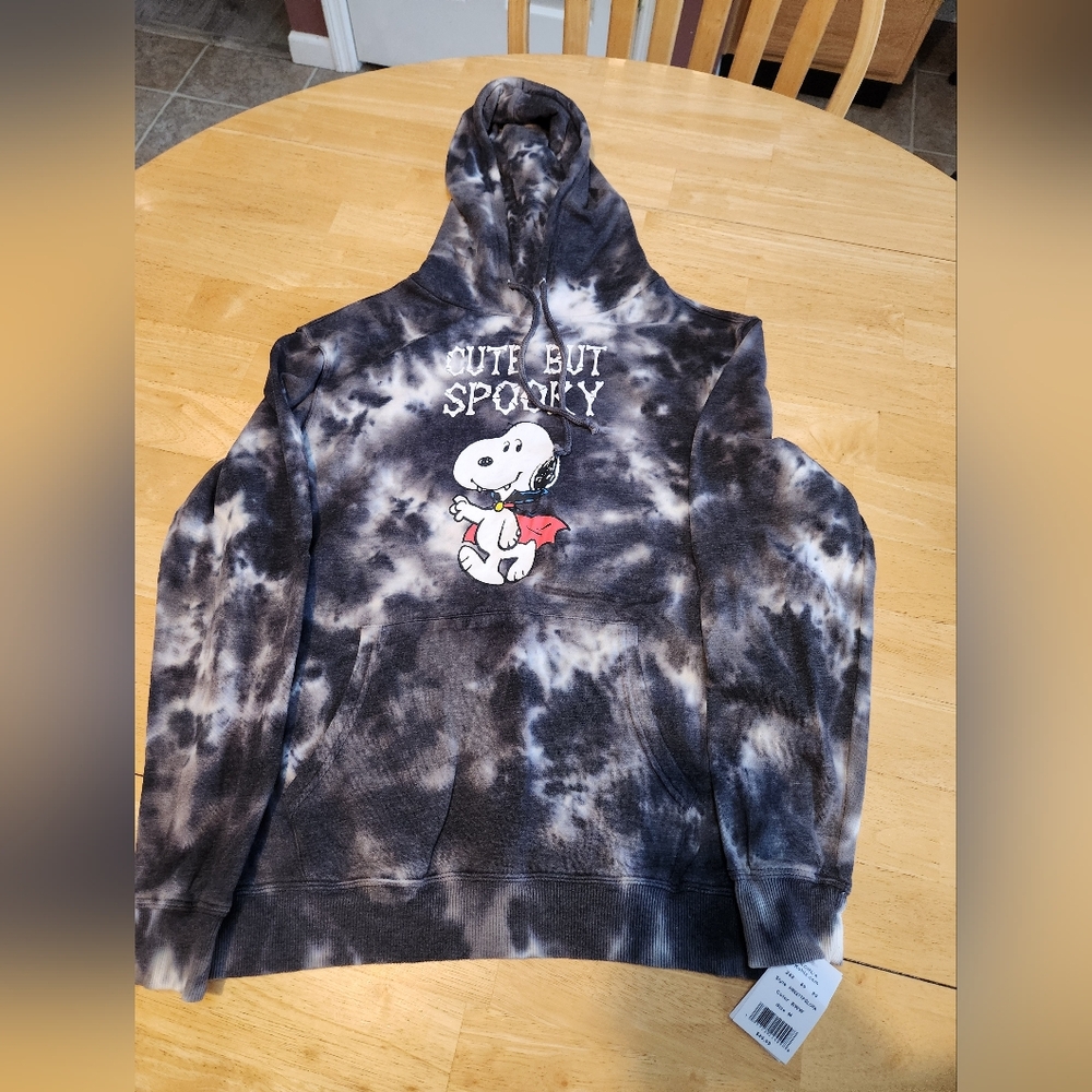 Snoopy Halloween Hoodie - Picture 1 of 2